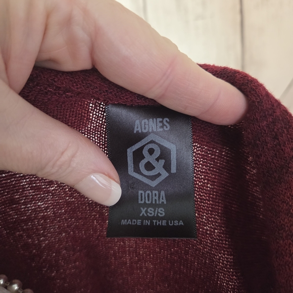 Agnes & Dora Burgundy Sleeveless Cardigan - Picture 4 of 4